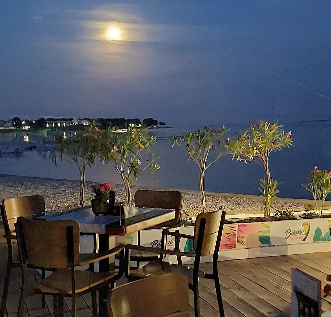 Apartment Ljuba Pola 0*,